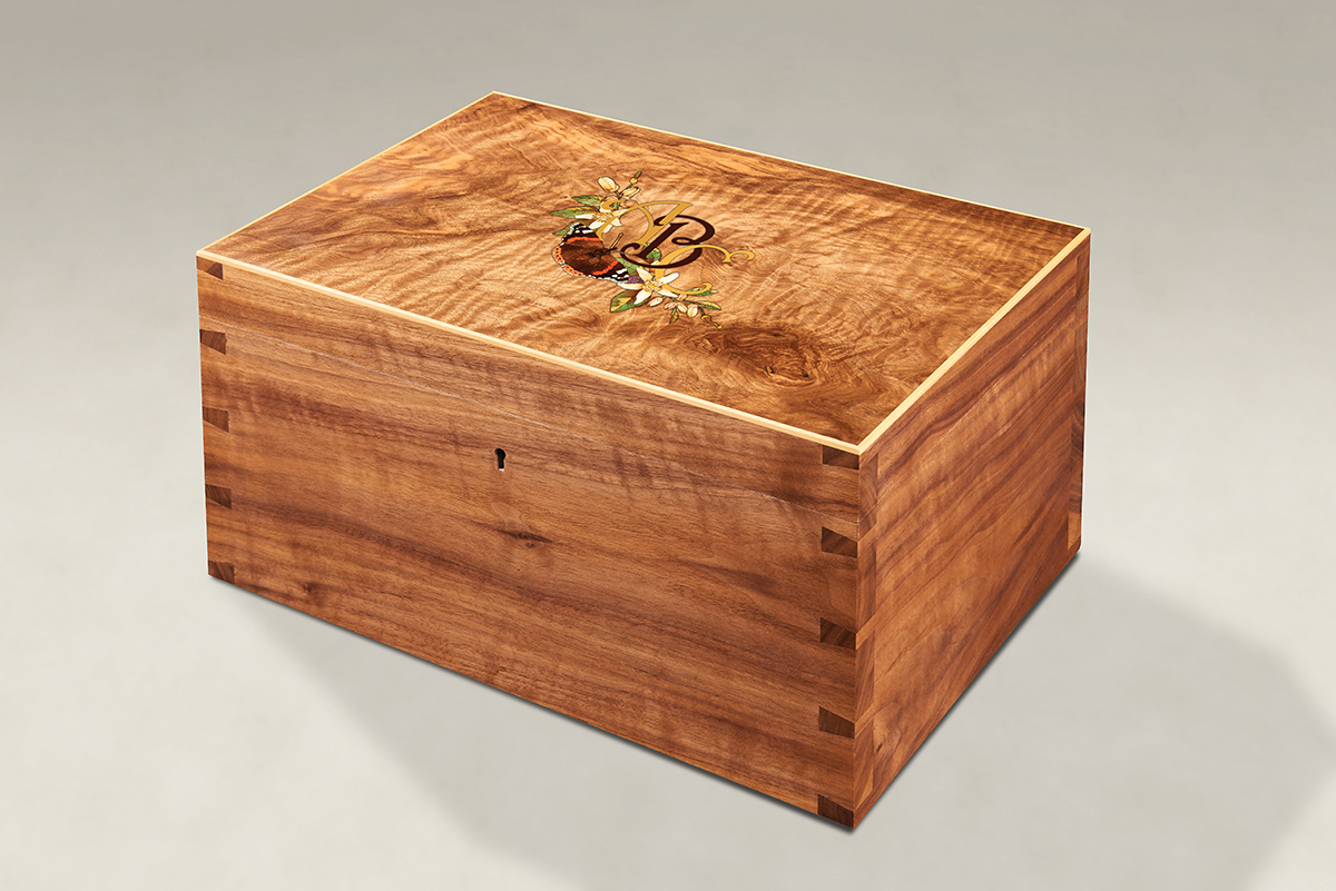 Distinguish Your Figured Walnut Dovetail Memory Boxes - Large
